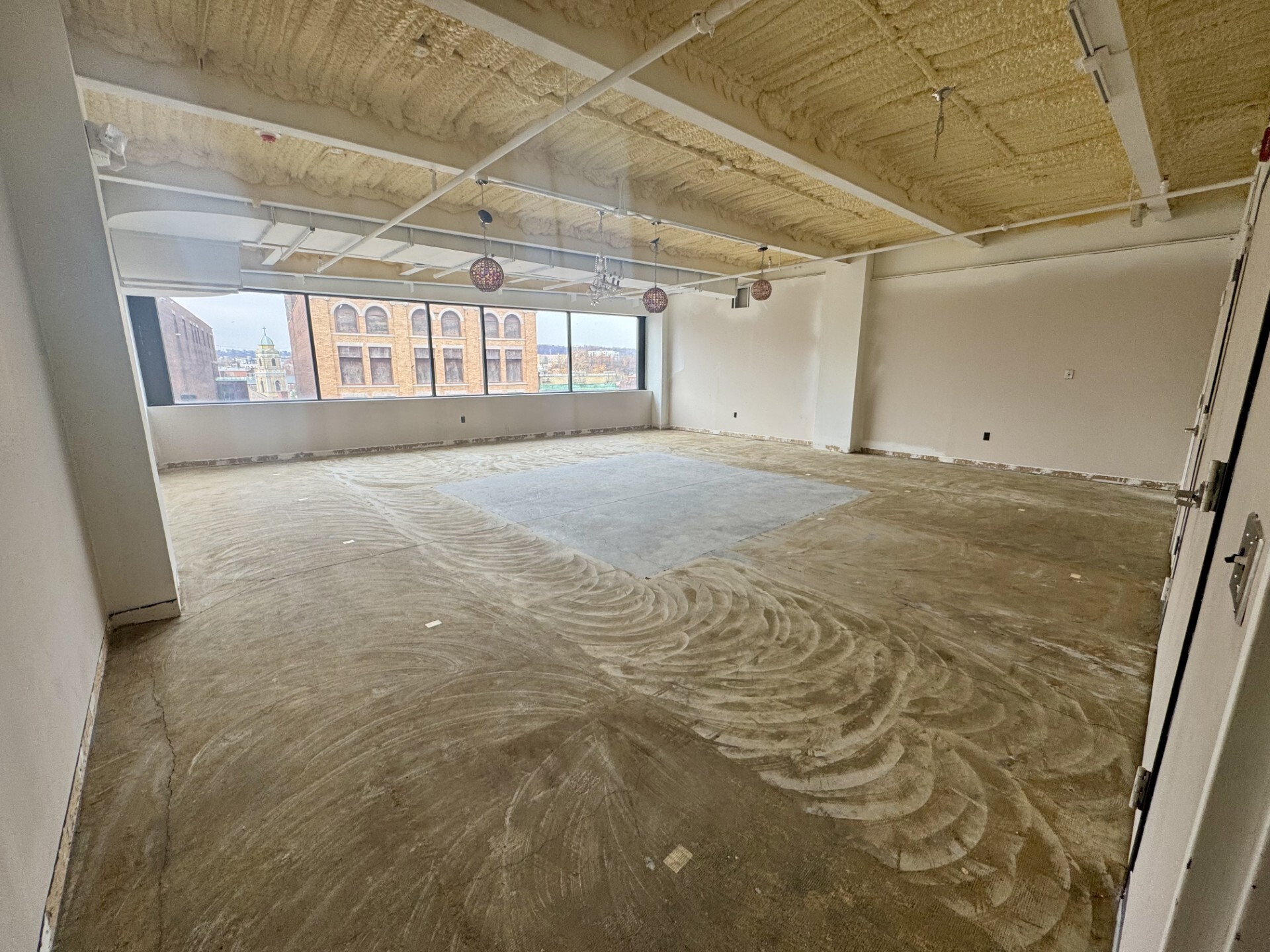 301 Main St, Paterson, NJ for lease Interior Photo- Image 1 of 1