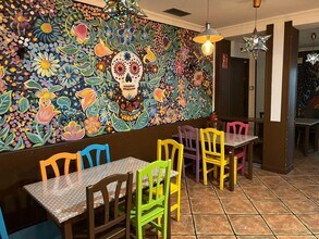 Retail in Madrid, Madrid for lease Interior Photo- Image 2 of 3