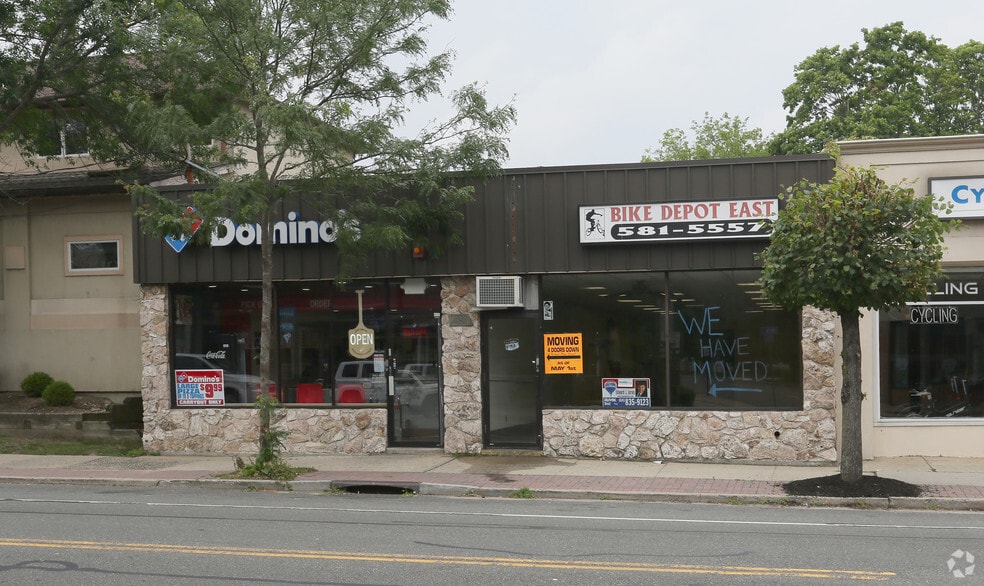 75-77 W Main St, East Islip, NY for lease - Building Photo - Image 3 of 10