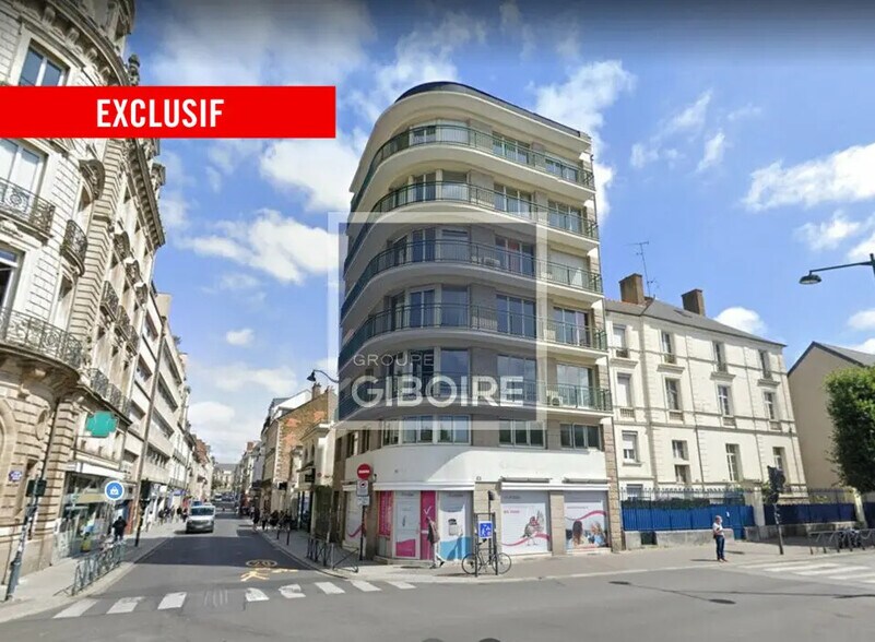 Office in Rennes for lease - Building Photo - Image 1 of 9