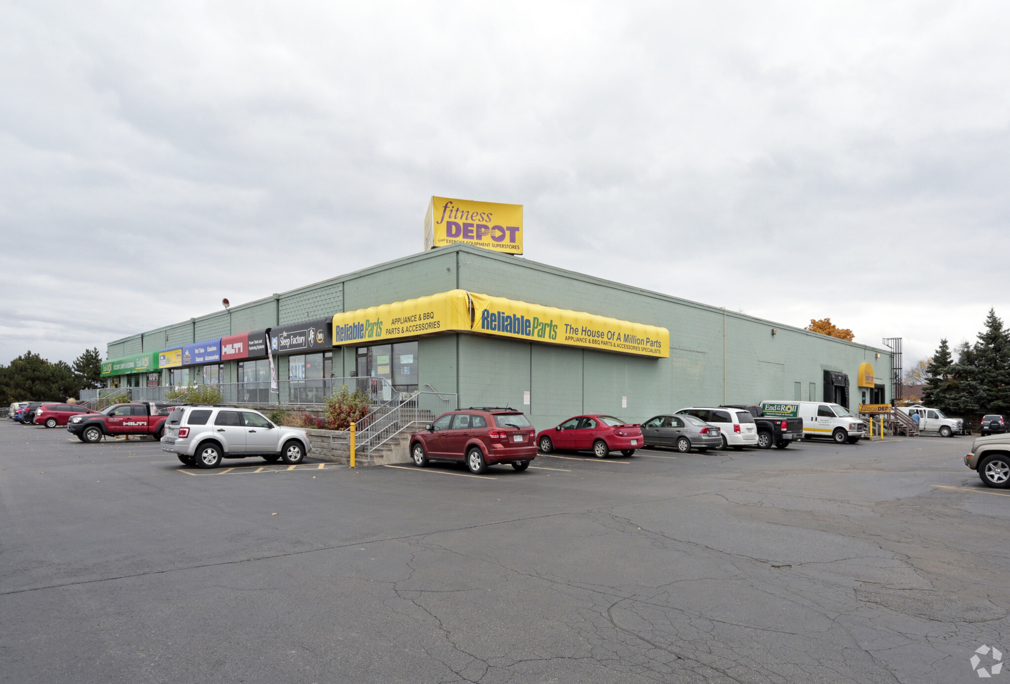 935 Frederick St, Kitchener, ON for sale Primary Photo- Image 1 of 1