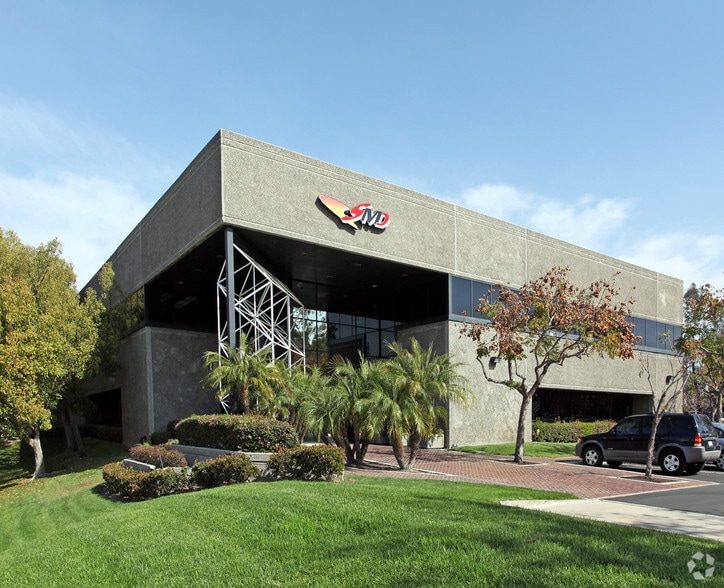 1 Oldfield, Irvine, CA for lease - Primary Photo - Image 2 of 3