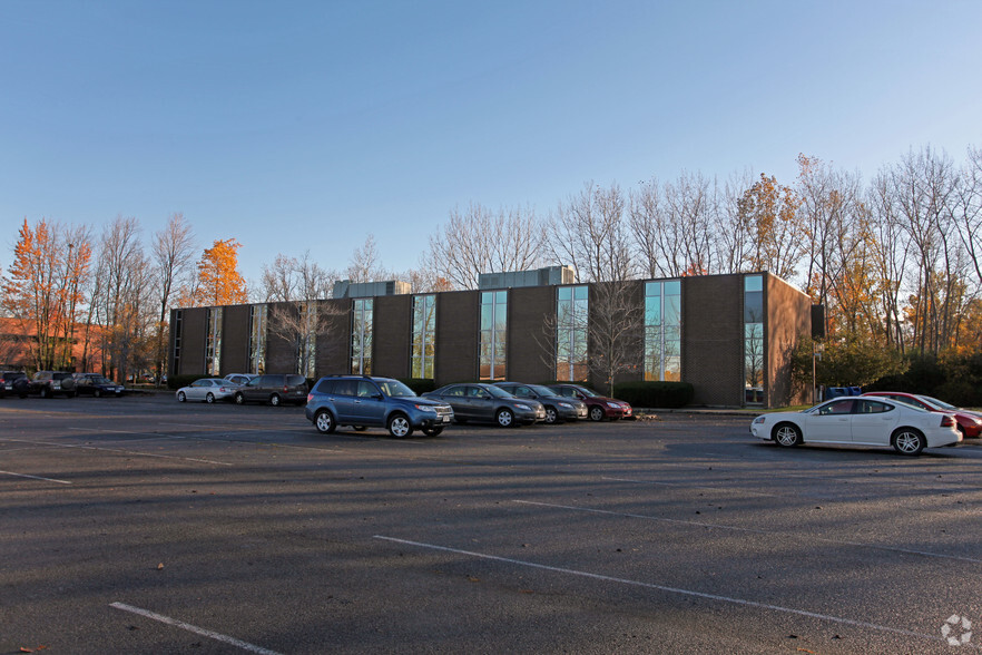 6320 Fly Rd, East Syracuse, NY for lease - Primary Photo - Image 1 of 5