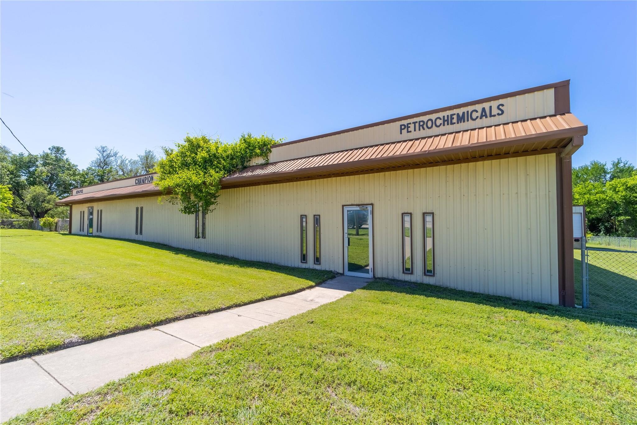 1511 E Washington St, Stephenville, TX for sale Primary Photo- Image 1 of 1