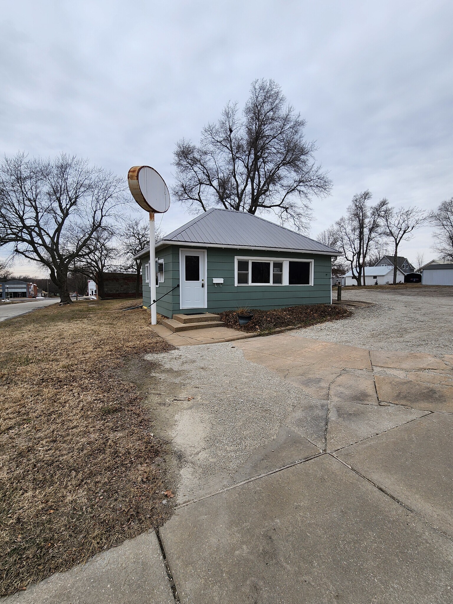 150 E 9th St, Horton, KS for sale Primary Photo- Image 1 of 1