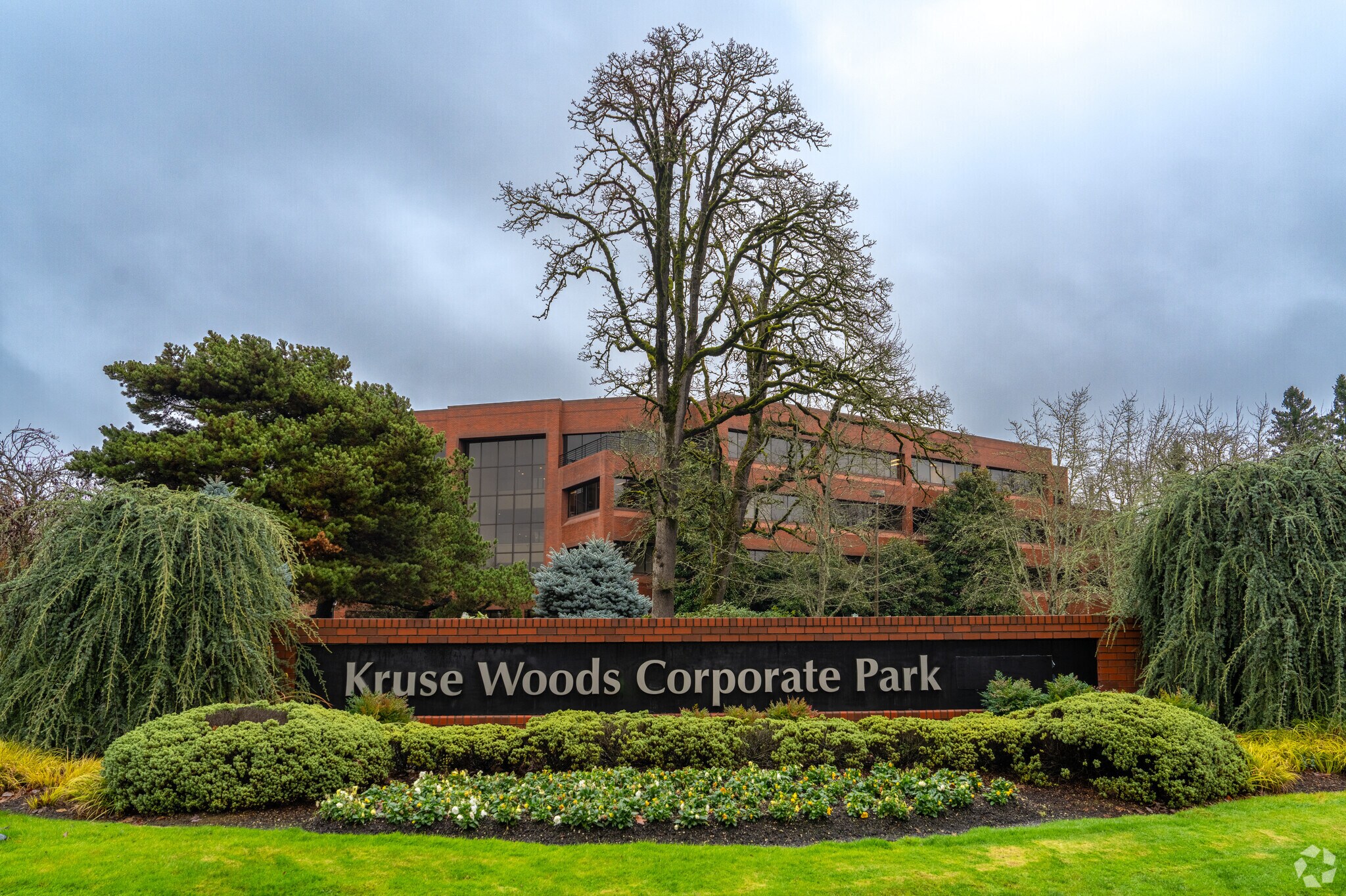 5285 Meadows Rd, Lake Oswego, OR for sale Primary Photo- Image 1 of 1