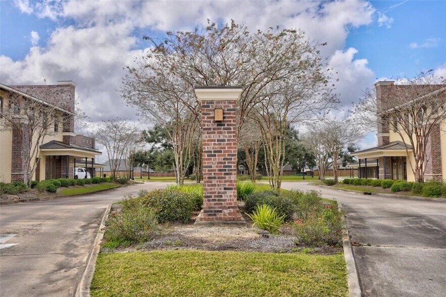 5656 Nelson Rd, Lake Charles, LA 70605 Office/Retail for Lease