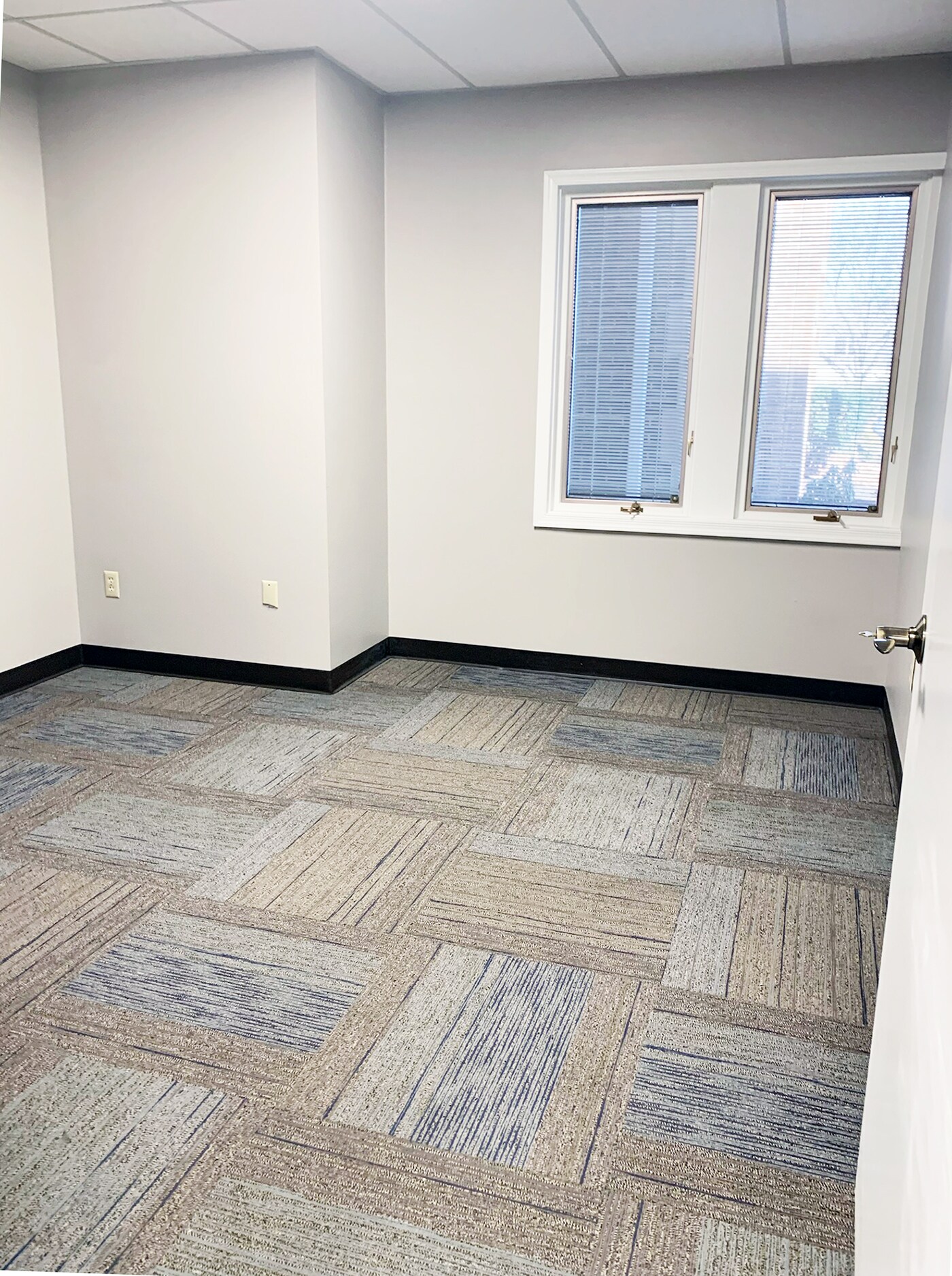 845 Sir Thomas Ct Harrisburg PA 17109 Office/Medical for Lease 845 Sir Thomas Ct Harrisburg PA 17109 Office/Medical for Lease
