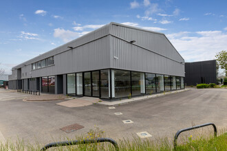 Rutherford Way, Swindon Village for lease Building Photo- Image 1 of 2