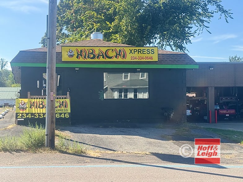 2504 – 2512 Triplett Boulevard portfolio of 2 properties for sale on LoopNet.com - Building Photo - Image 3 of 4