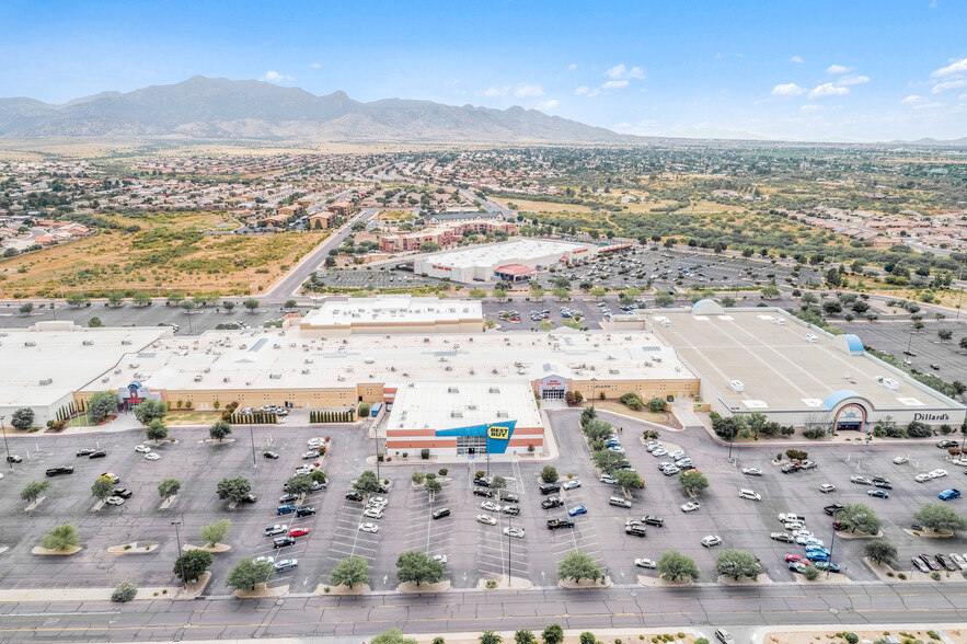 2200 El Mercado Loop, Sierra Vista, AZ for lease - Building Photo - Image 2 of 4