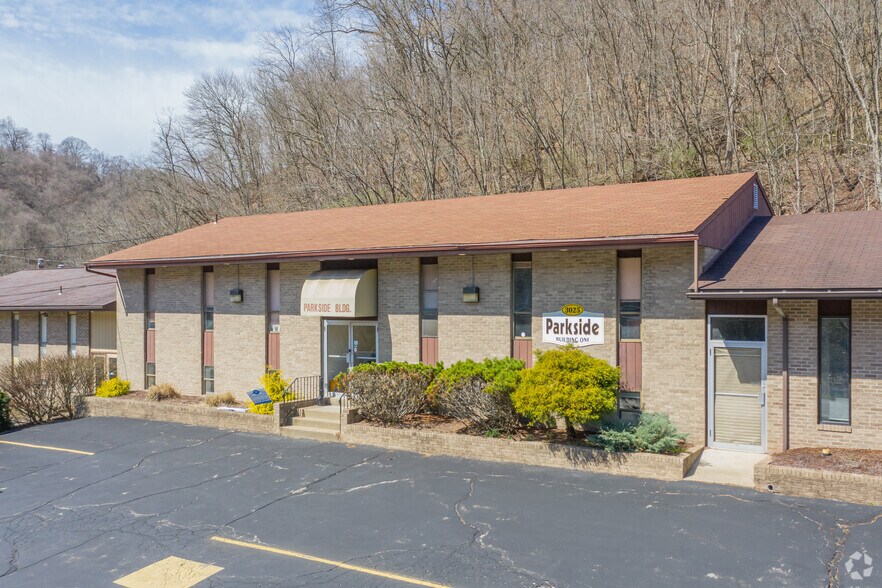 3025 Jacks Run Rd, White Oak, PA 15131