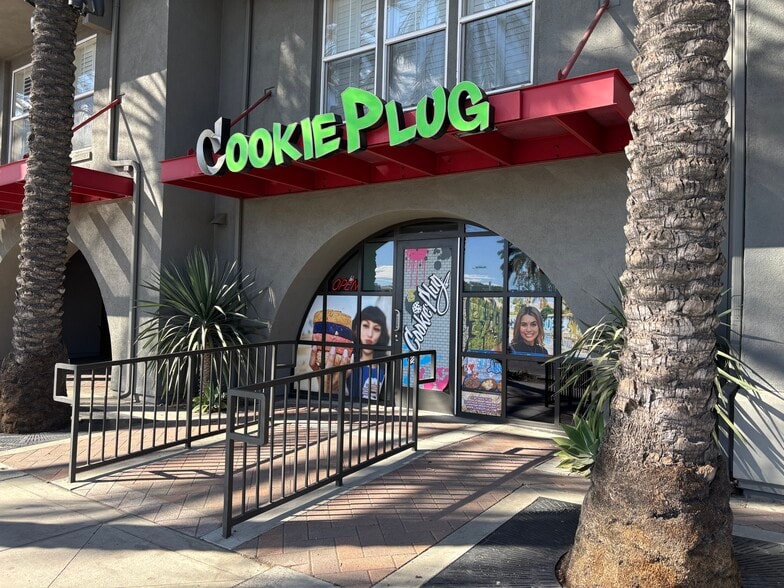 1801 E Katella Ave, Anaheim, CA for lease - Building Photo - Image 2 of 3