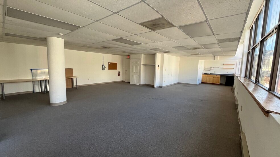 2101-2103 Brandywine St, Philadelphia, PA for lease - Interior Photo - Image 3 of 9