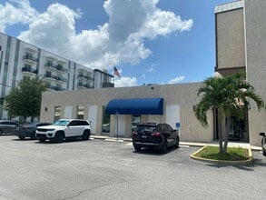 142 SW Avenue C, Winter Haven, FL for lease Building Photo- Image 1 of 14