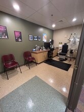 5275 E Trindle Rd, Mechanicsburg, PA for lease Interior Photo- Image 2 of 5