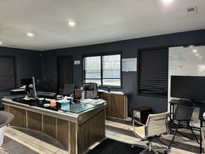 5873 S Division Ave, Grand Rapids, MI for lease Building Photo- Image 2 of 3