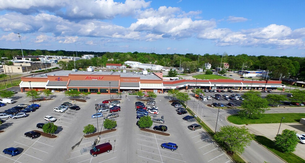 114-200 N Vine St, Urbana, IL for sale - Building Photo - Image 1 of 1