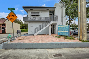 3220 Stirling Rd, Fort Lauderdale FL - Loft