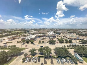 9999 Bellaire Blvd, Houston, TX for lease Interior Photo- Image 2 of 18