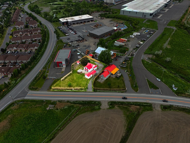 2830 Ch De La Baronnie, Varennes, QC for sale - Aerial - Image 1 of 1