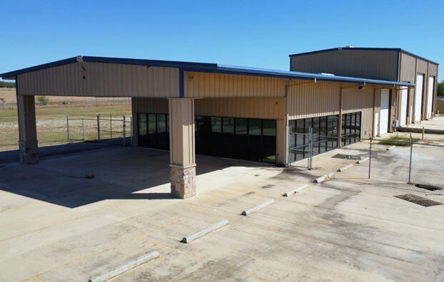 110364 IH-37, Pleasanton, TX for lease - Building Photo - Image 2 of 7
