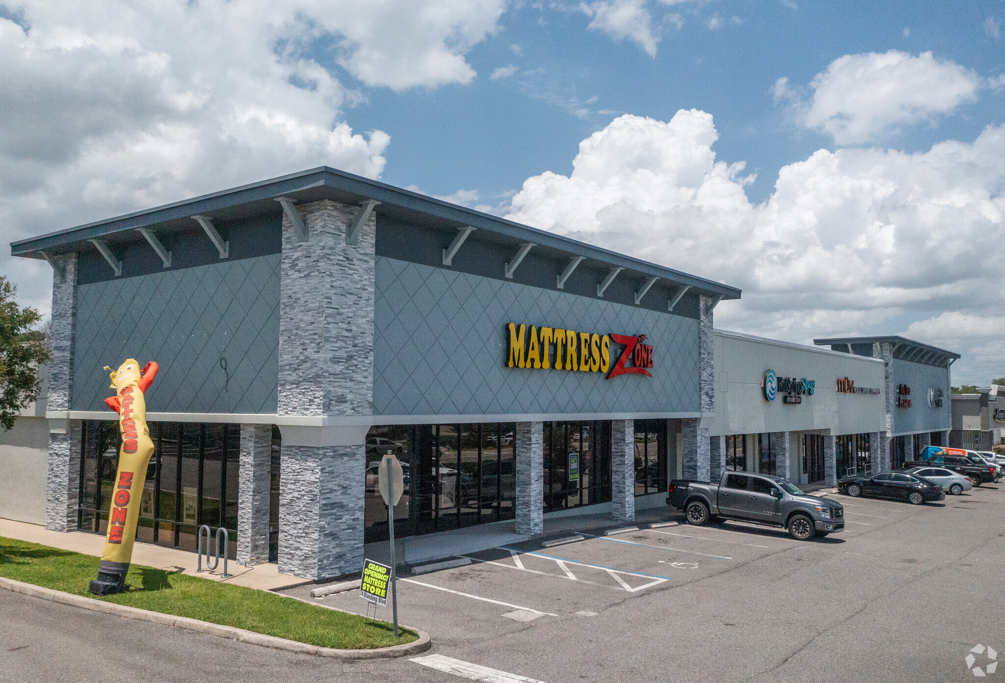 64-74 Blanding Blvd, Orange Park, FL for lease Primary Photo- Image 1 of 3