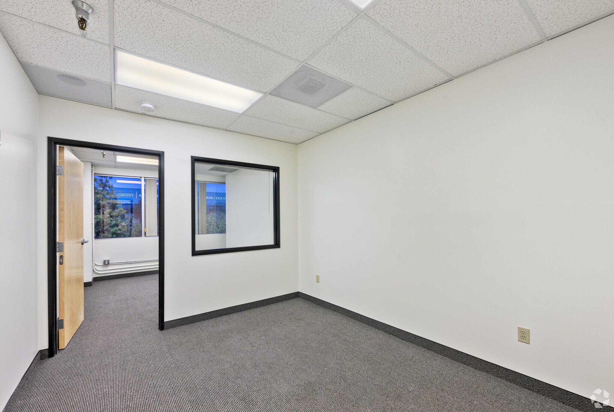 225 W Hospitality Ln, San Bernardino, CA for lease Building Photo- Image 1 of 2