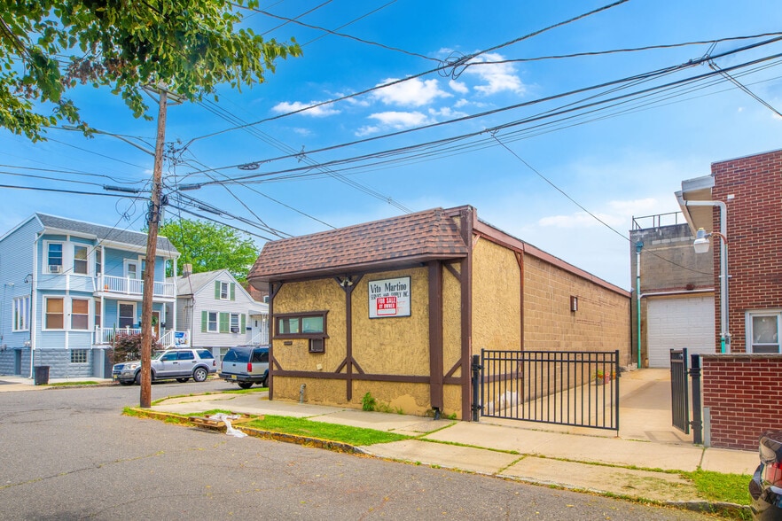 40 Columbus St, Bloomfield, NJ for sale - Building Photo - Image 2 of 7