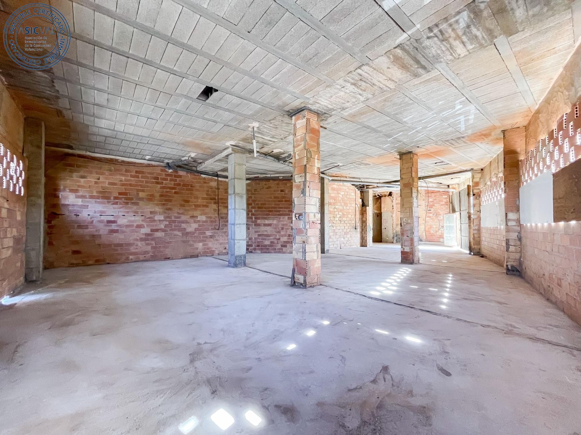 Carrer de la Constitución, 69, Requena, Valencia for lease Interior Photo- Image 1 of 26