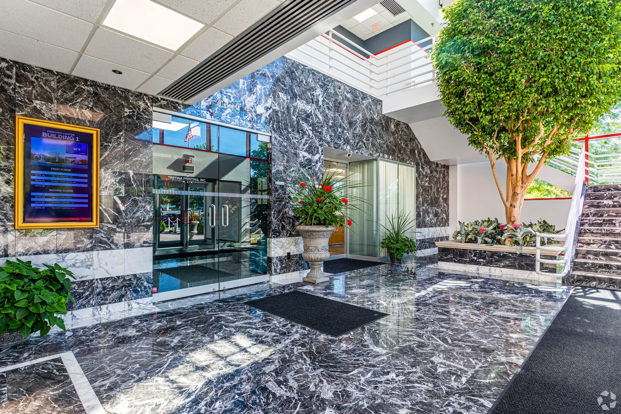 1301 State Route 36, Hazlet, NJ for lease Lobby- Image 1 of 29