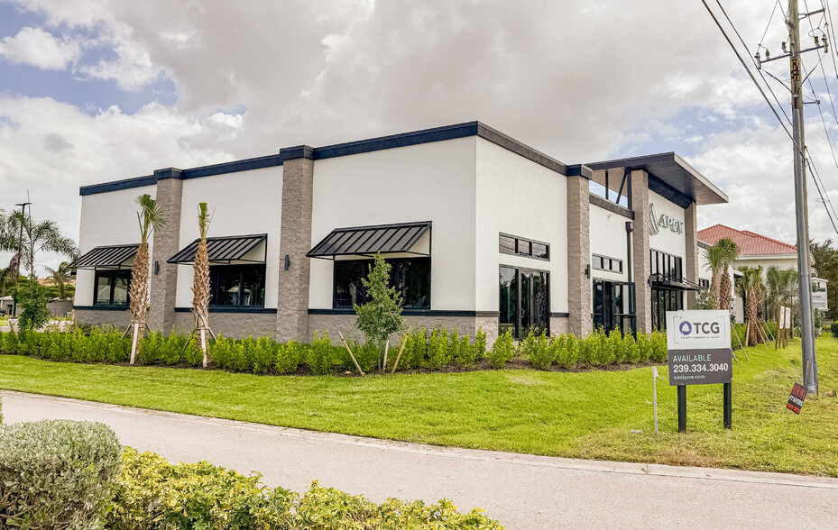 7990 Summerlin Lakes Dr, Fort Myers, FL for lease - Building Photo - Image 3 of 5