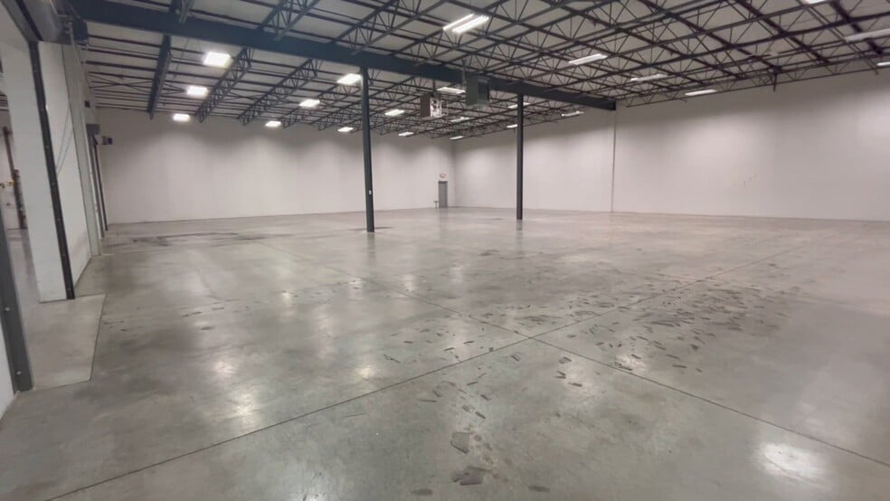 355 W Boden St, Milwaukee, WI for sale - Commercial Listing Video - Image 3 of 19