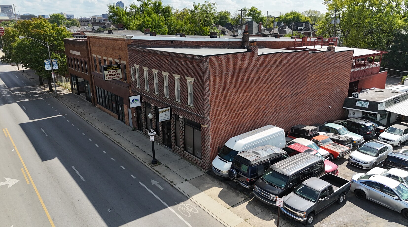 975 W Broad St, Columbus, OH for lease Primary Photo- Image 1 of 11