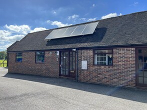 Staplefield Ln, Haywards Heath for lease Building Photo- Image 1 of 4