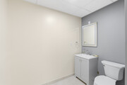 Unit GN1 - Restroom