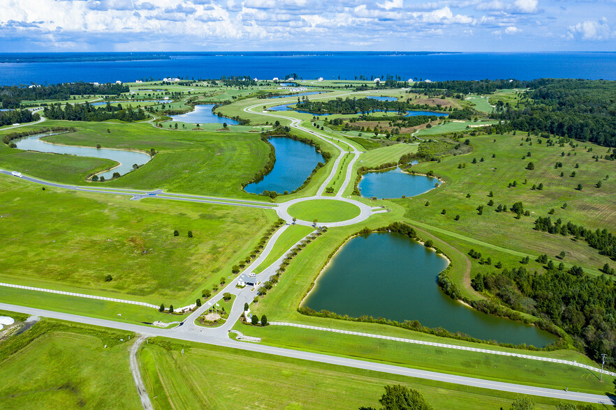 Sports & Entertainment in Windsor, NC for sale - Primary Photo - Image 1 of 1