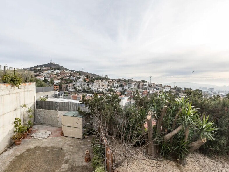 Multifamily in Sant Just Desvern, Barcelona for sale - Building Photo - Image 3 of 5