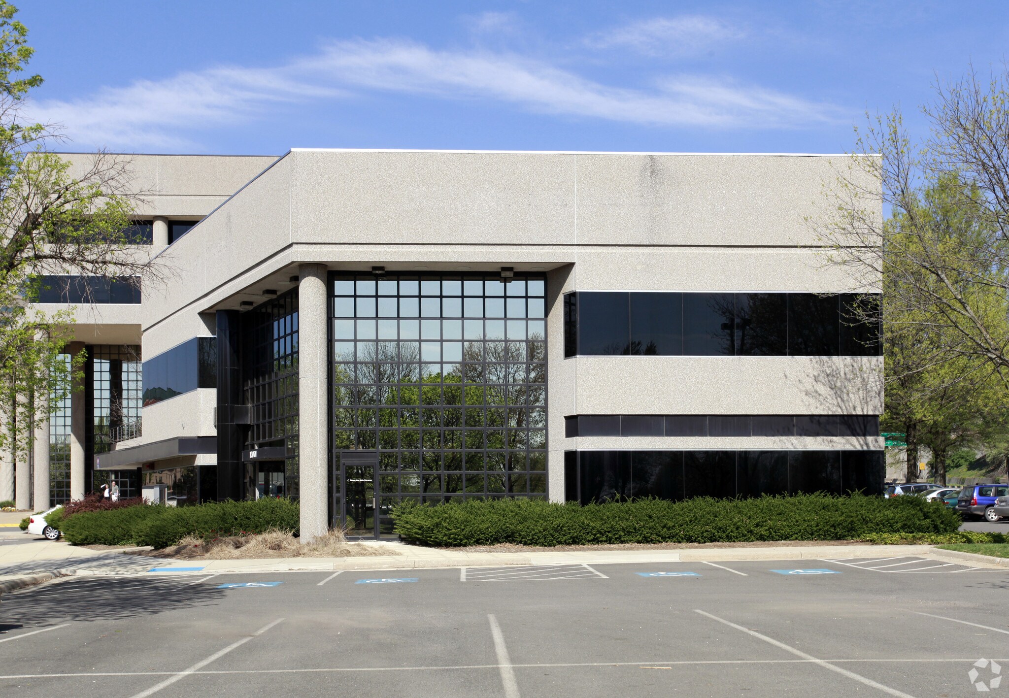 12001 Lee Jackson Memorial Hwy, Fairfax, VA for sale Primary Photo- Image 1 of 1