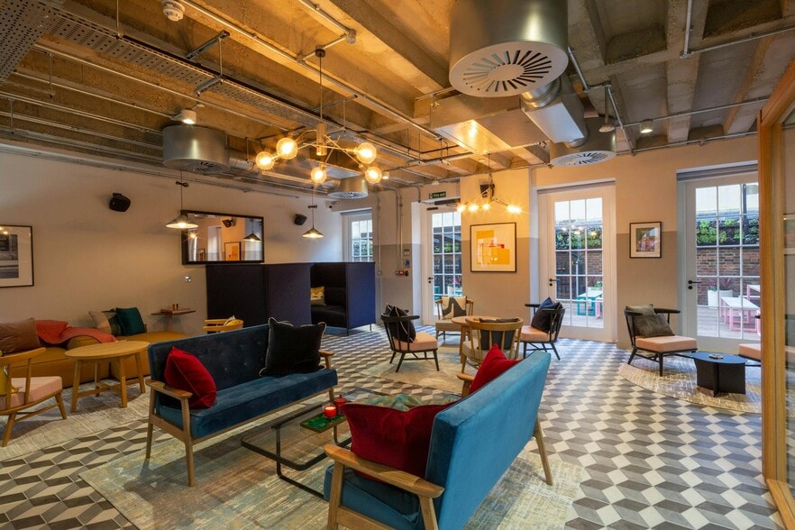 14A-16A Dufours Pl, London for lease - Interior Photo - Image 3 of 45