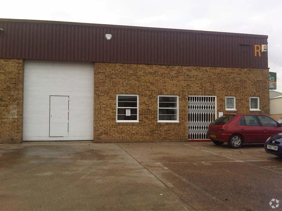 Bridge Rd, Littlehampton for sale Primary Photo- Image 1 of 1