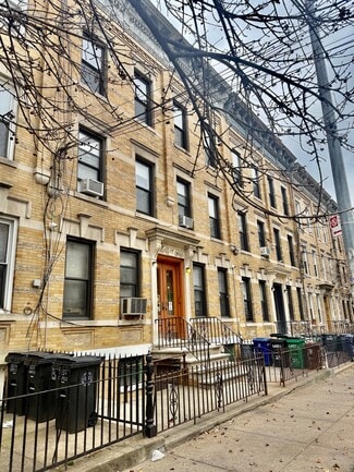 More details for 2052 Gates Ave, Ridgewood, NY - Multifamily for Sale