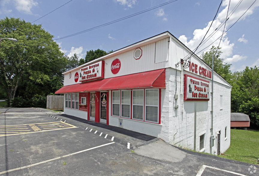 4903 Strawberry Plains Pike, Knoxville, TN for sale - Primary Photo - Image 1 of 1