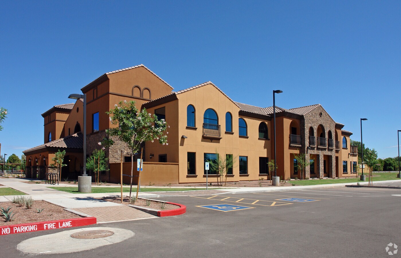 1206 E Warner Rd, Gilbert, AZ 85296 Bldg B