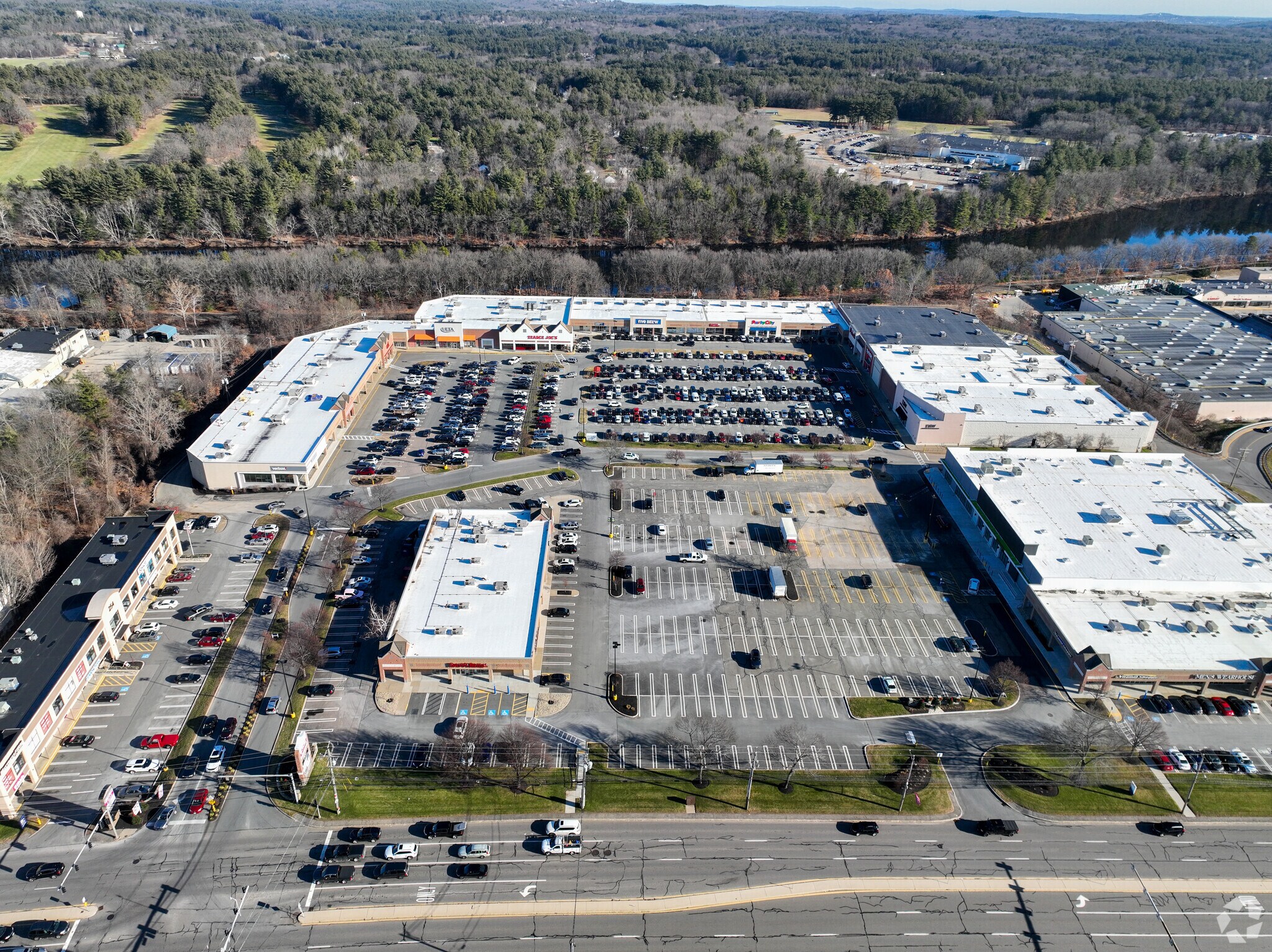 Daniel ster Hwy & Danf Rd, Nashua, NH 03060 ster Square