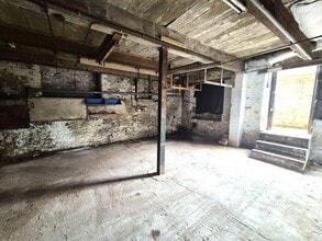 Lavenders Brow, Stockport for lease Interior Photo- Image 2 of 9
