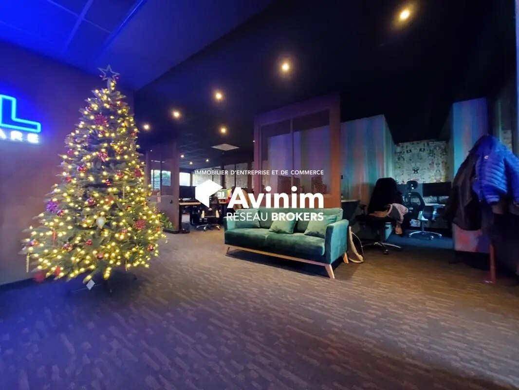 Office in Annecy for sale Interior Photo- Image 1 of 7