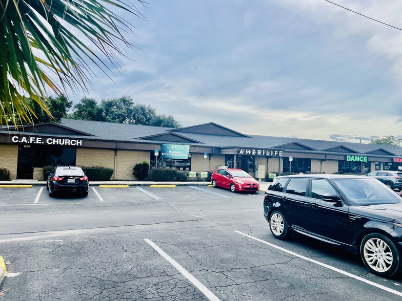 35354-35364 State Road 54, Zephyrhills, FL for lease - Building Photo - Image 2 of 26