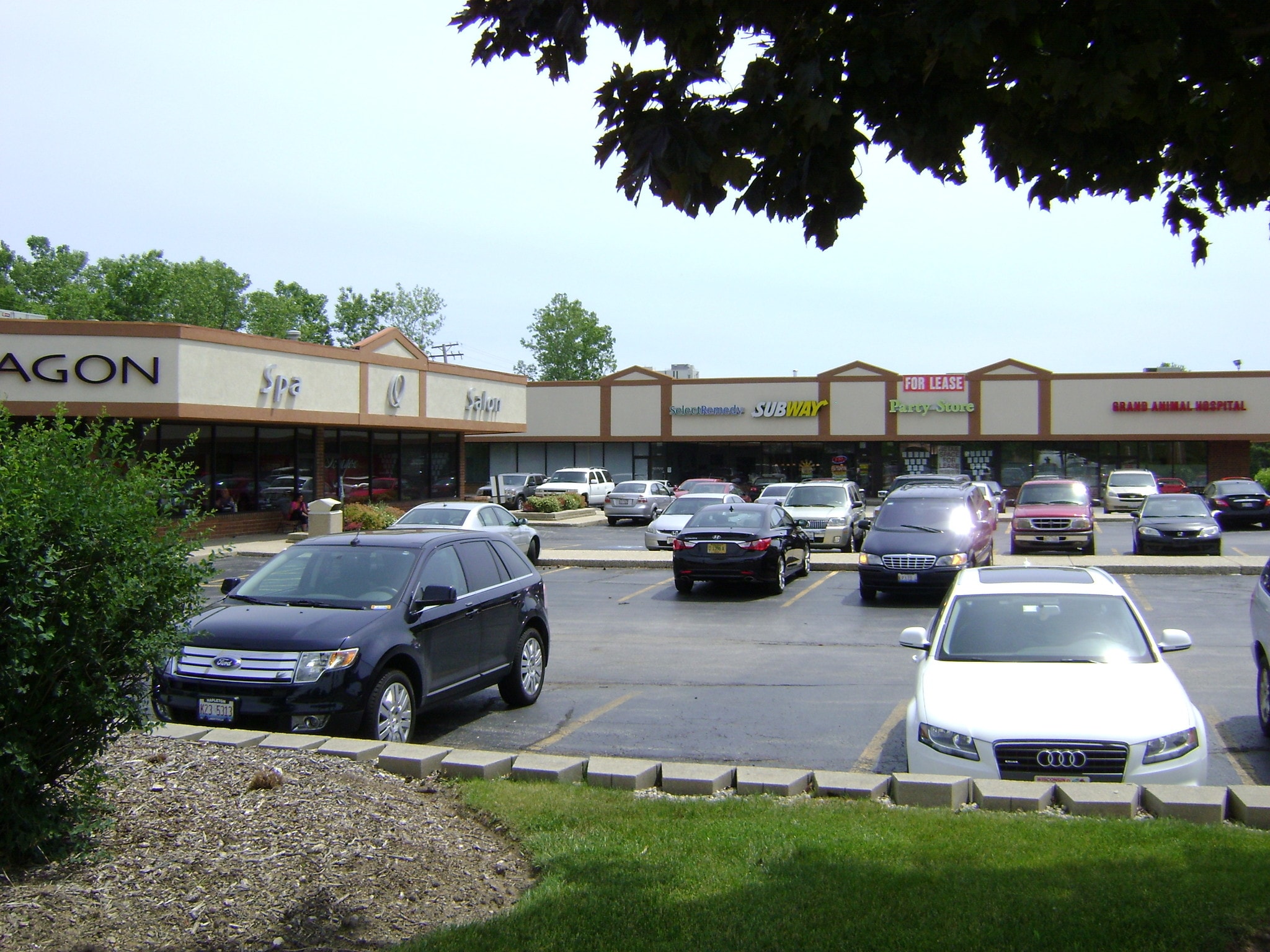 1333 N Delany Rd, Gurnee, IL for lease Primary Photo- Image 1 of 2