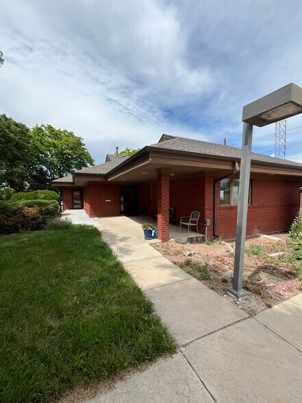 1074 S Alkire St, Lakewood, CO for lease - Building Photo - Image 1 of 12